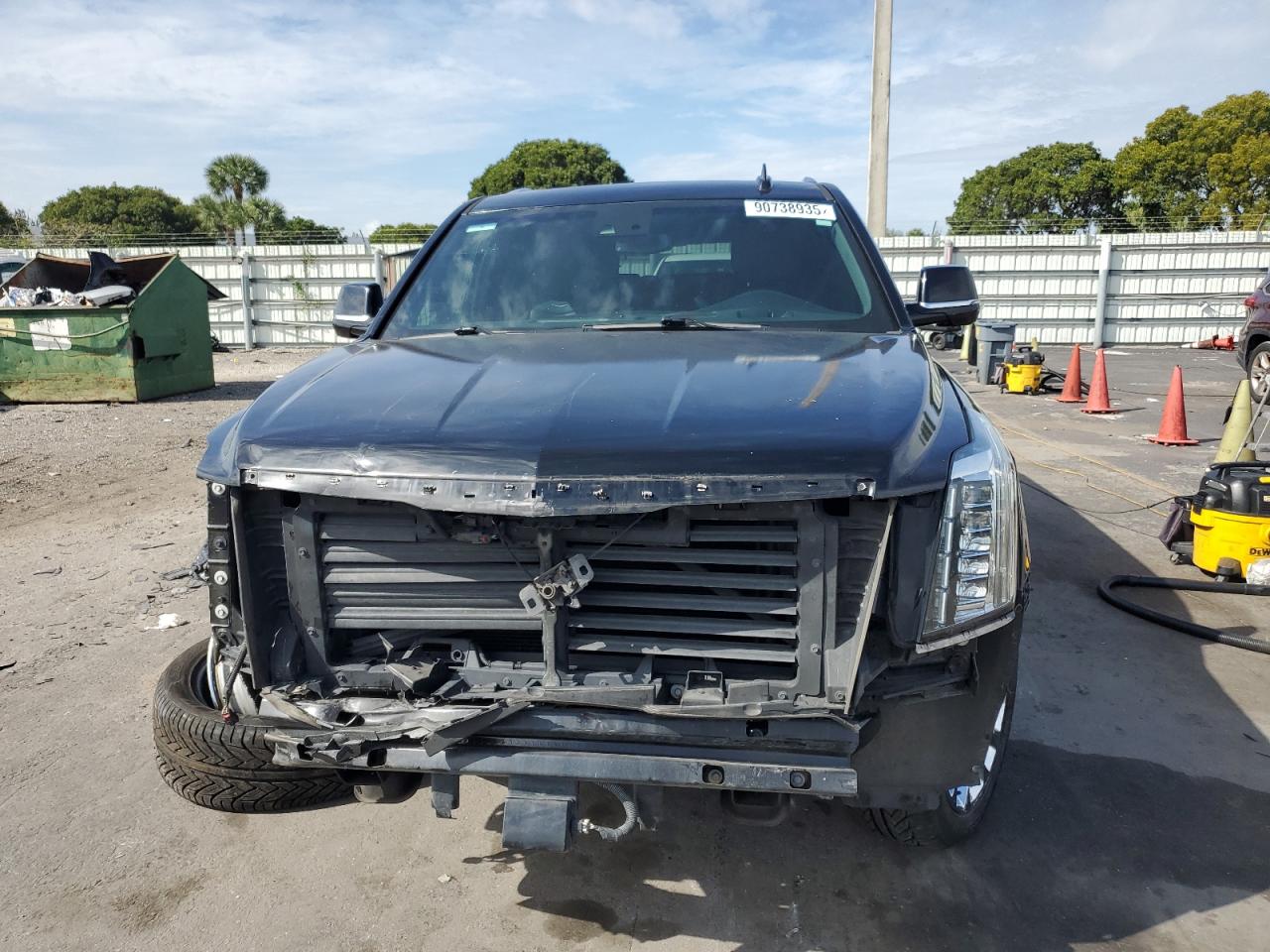 CADILLAC ESCALADE ESV PLATINUM