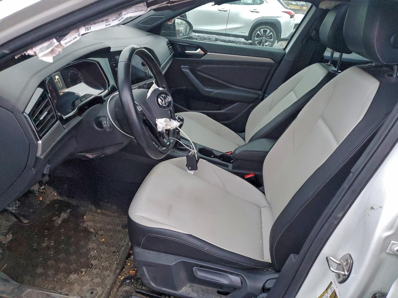 VOLKSWAGEN JETTA HIGHLINE