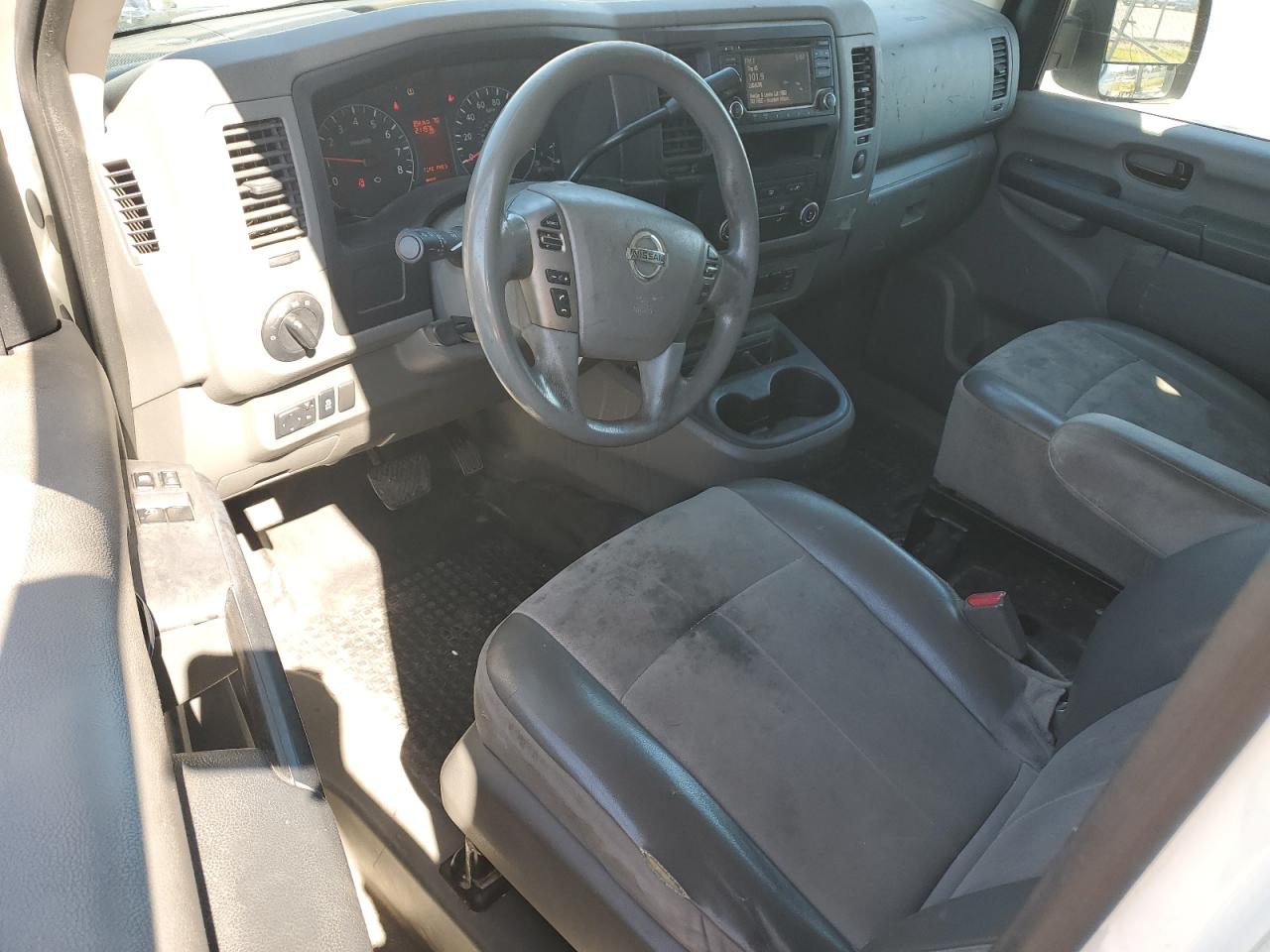 NISSAN NV1500 1500 S