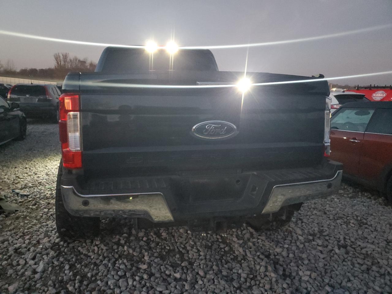 FORD F-250 SUPER DUTY