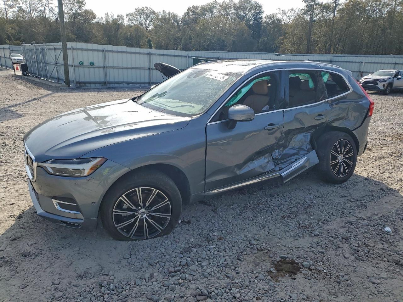 VOLVO XC60 T5 INSCRIPTION
