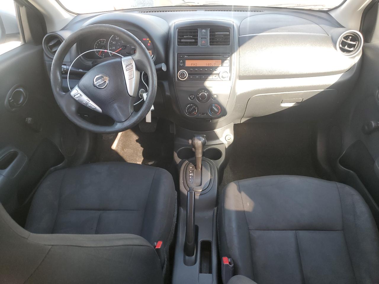 NISSAN VERSA S