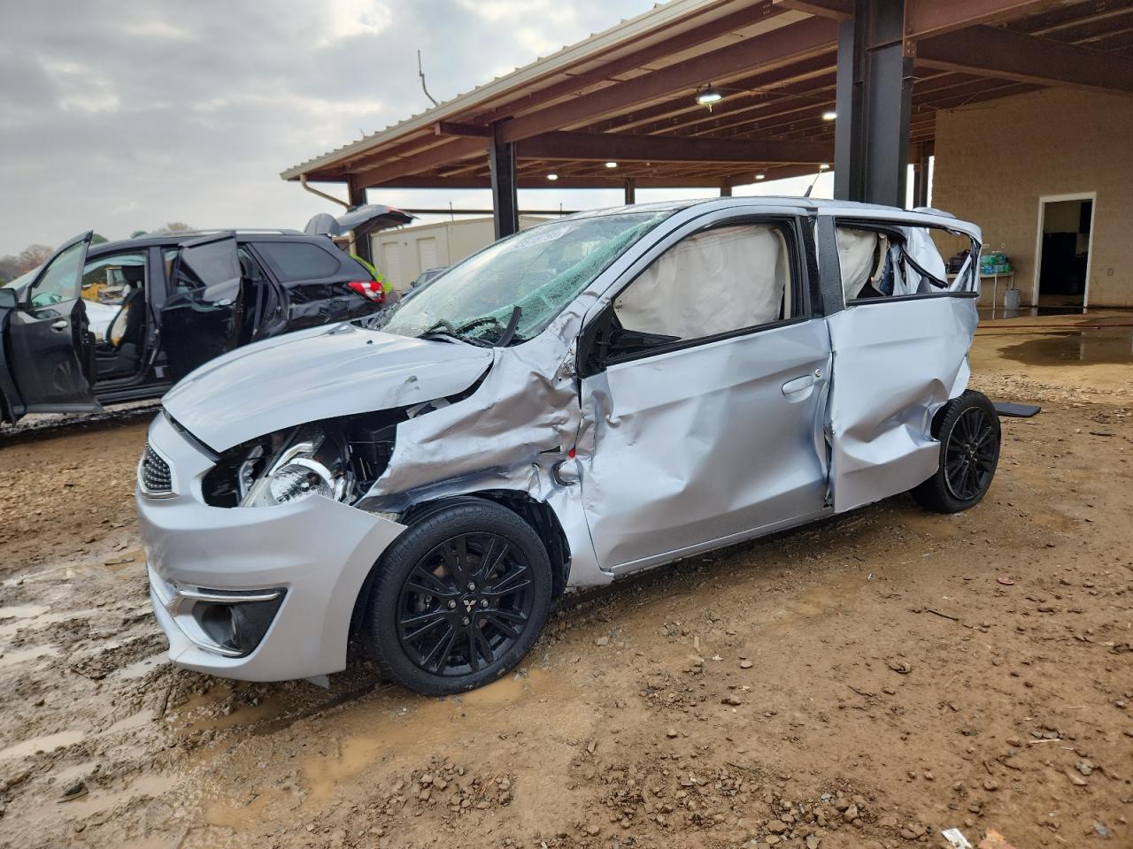 MITSUBISHI MIRAGE LE