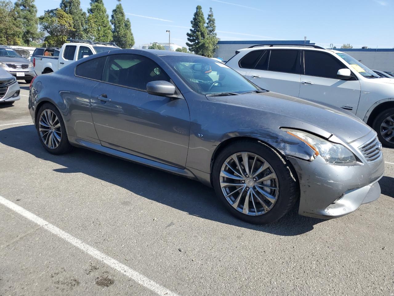 INFINITI Q60 JOURNEY