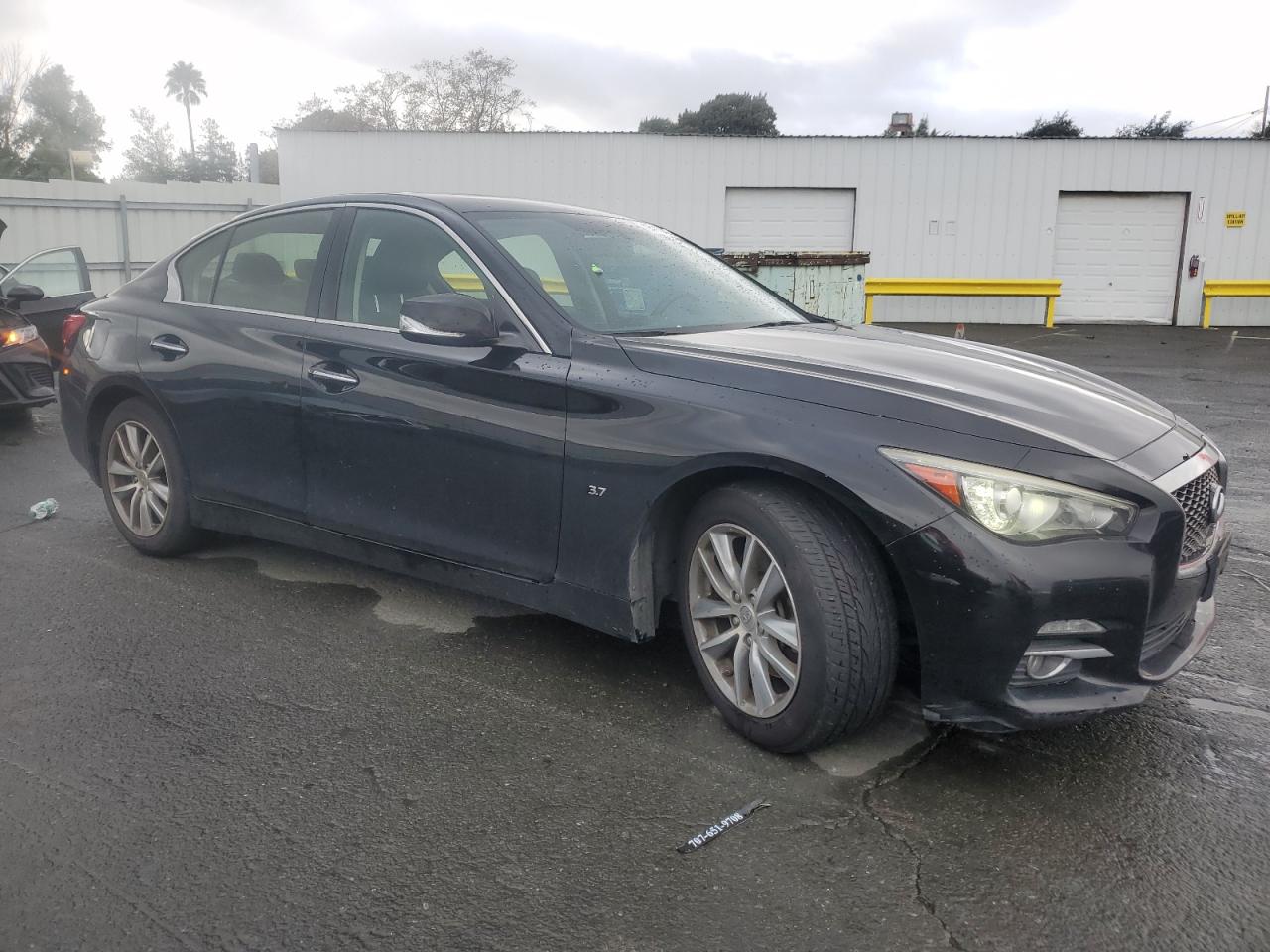 INFINITI Q50 BASE