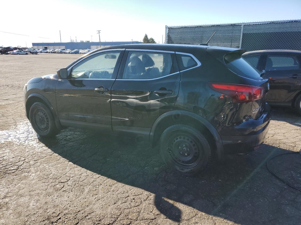 NISSAN ROGUE SPORT S