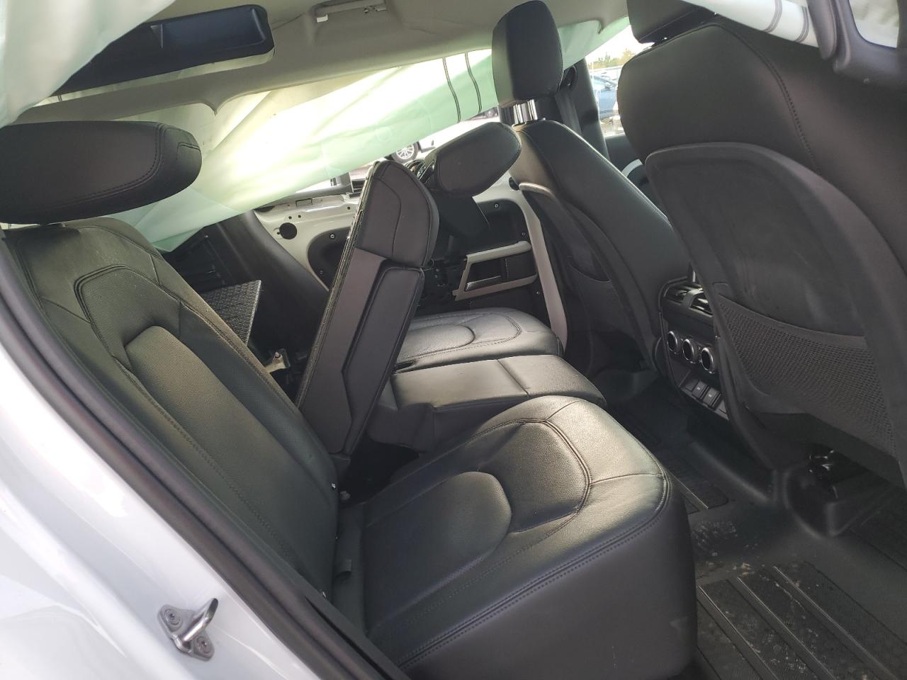 Lot #3312629173 2024 LAND ROVER DEFENDER 1