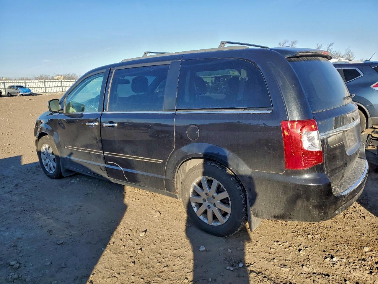 CHRYSLER TOWN & COUNTRY TOURING L