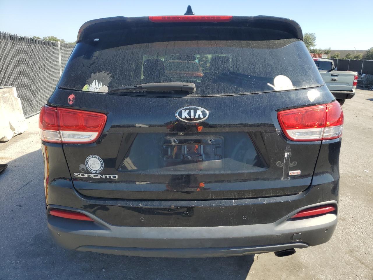 KIA SORENTO LX