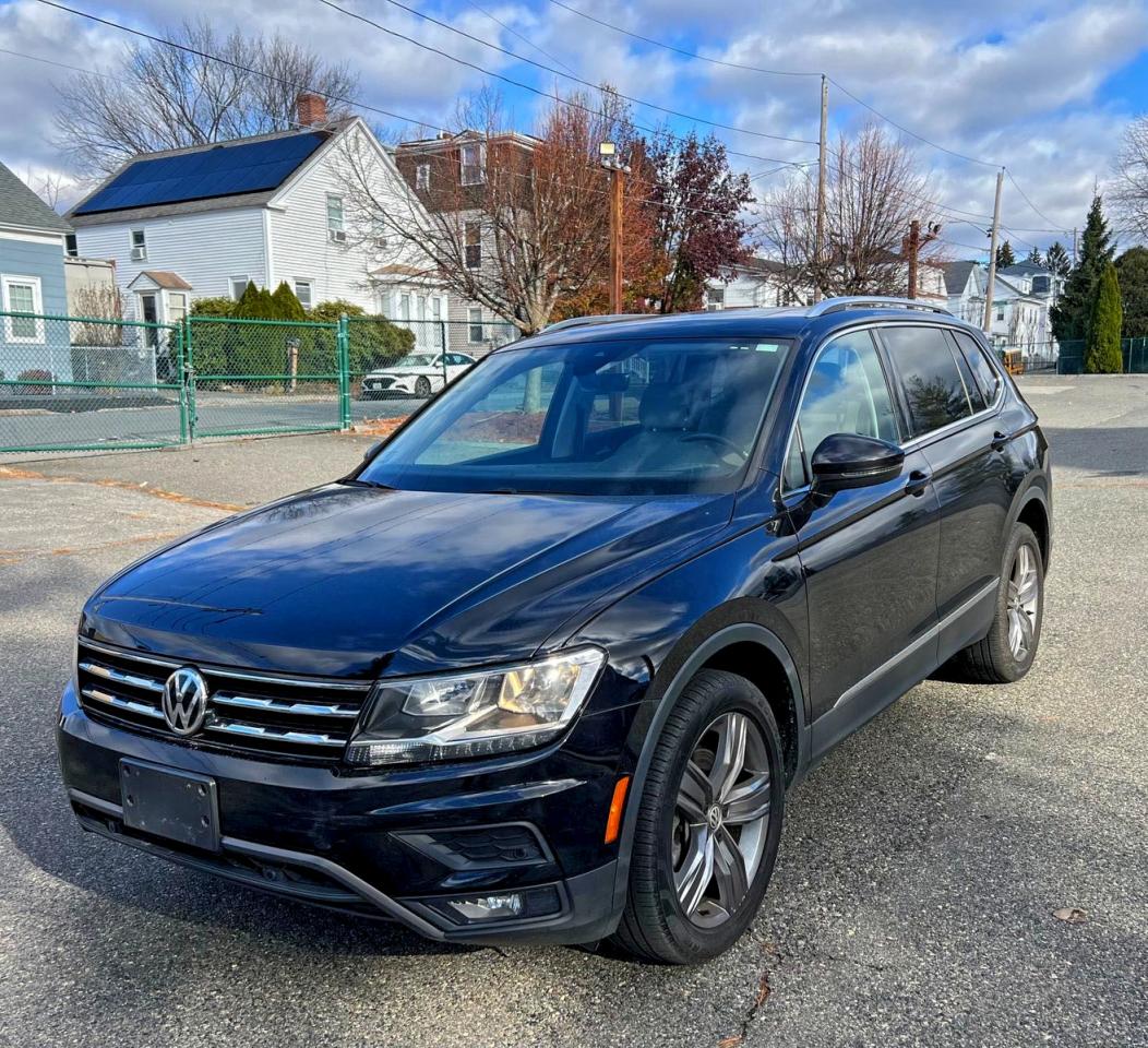 VOLKSWAGEN TIGUAN SE