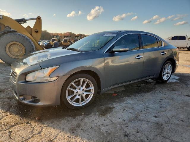 Global Auto Auctions: 2010 NISSAN MAXIMA S