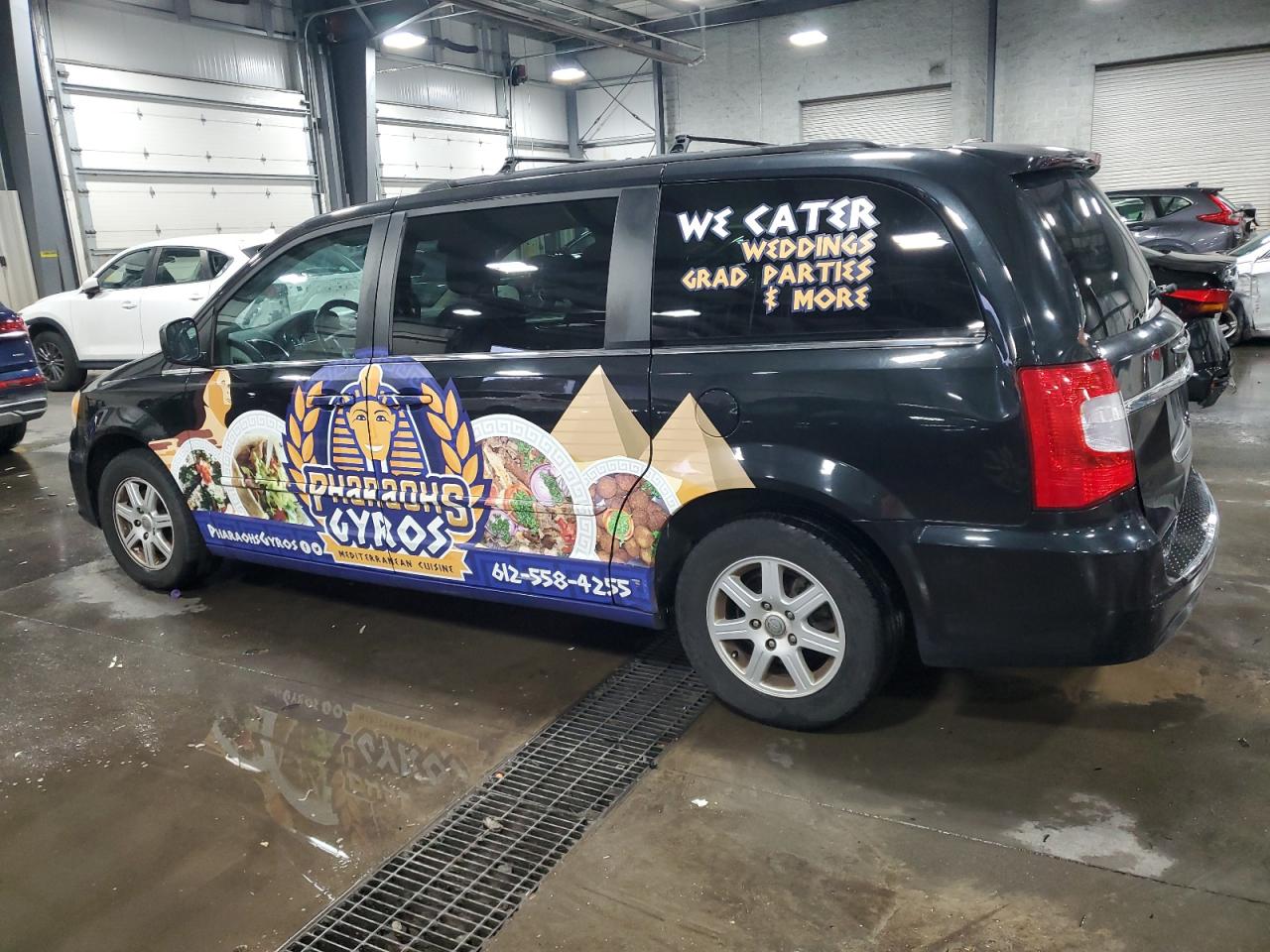 CHRYSLER TOWN & COUNTRY TOURING