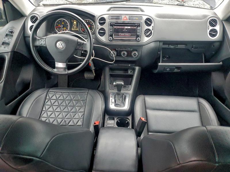 2010 VOLKSWAGEN TIGUAN SE #3310828645