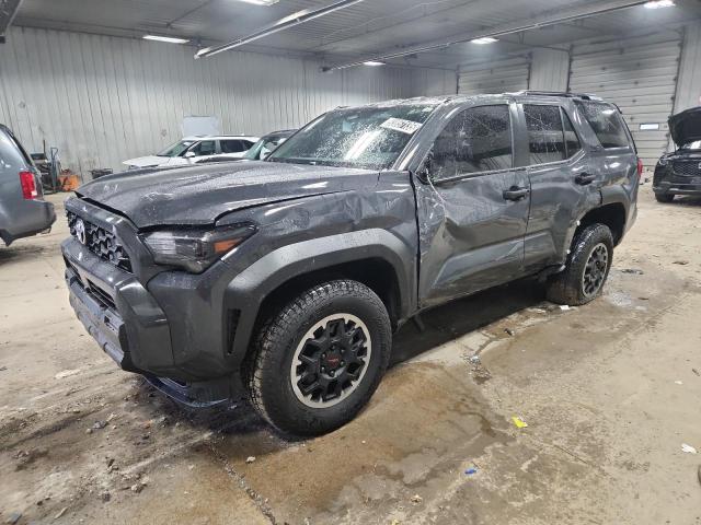 2025 TOYOTA 4RUNNER SR #3304012707