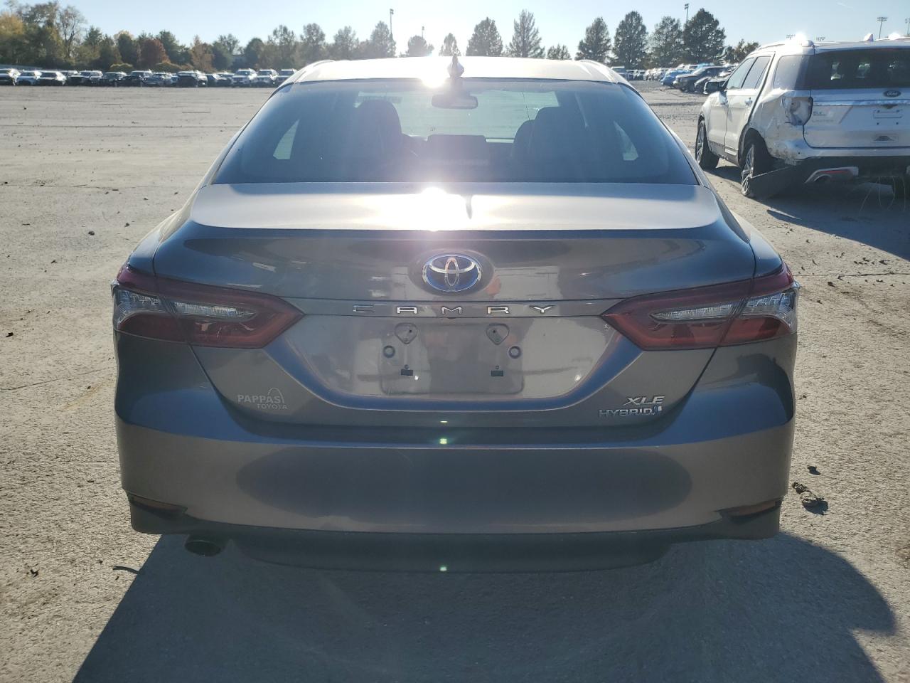 TOYOTA CAMRY XLE