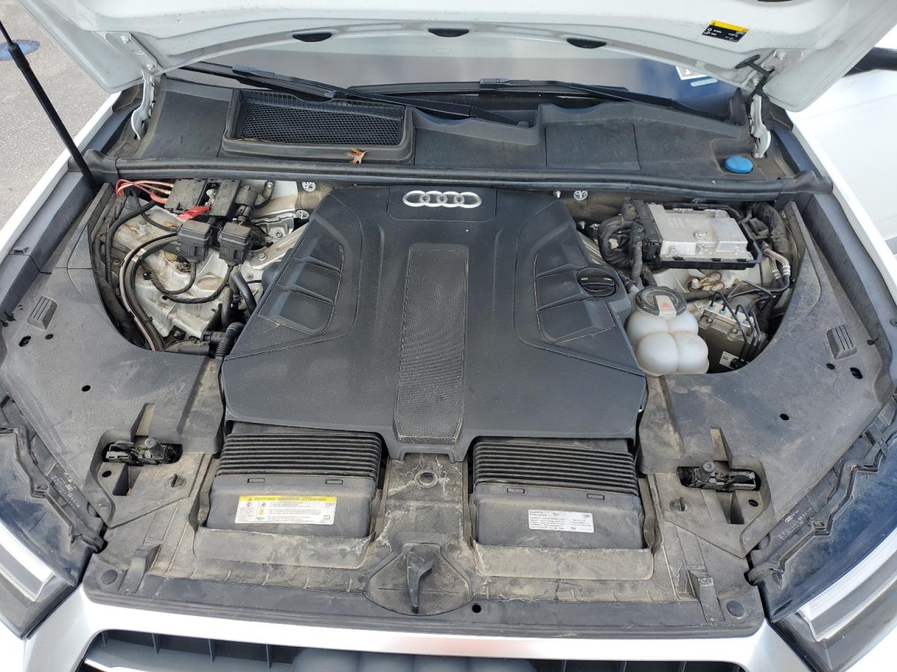 AUDI Q7 PREMIUM PLUS