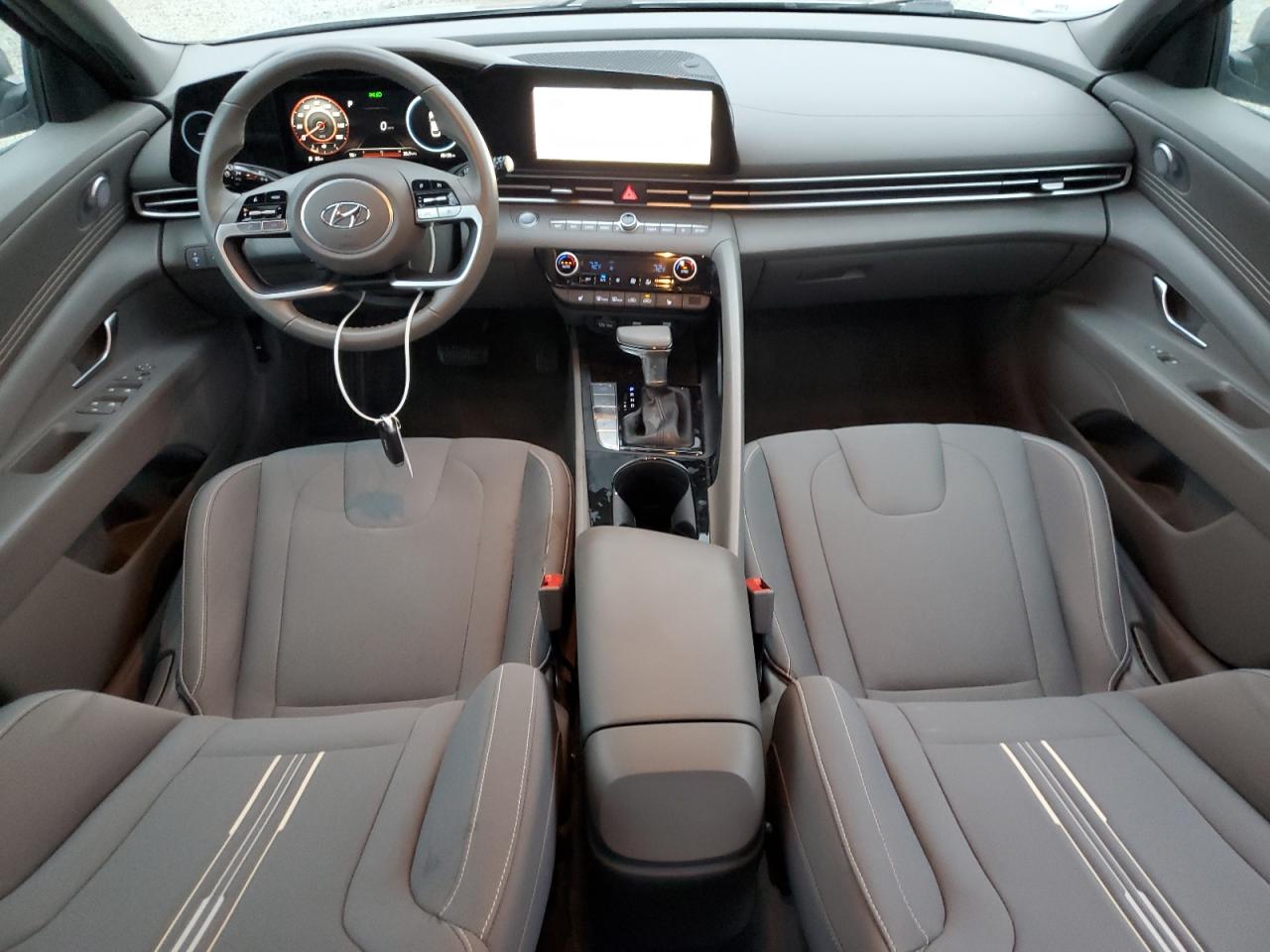 Lot #3316076234 2023 HYUNDAI ELANTRA SE