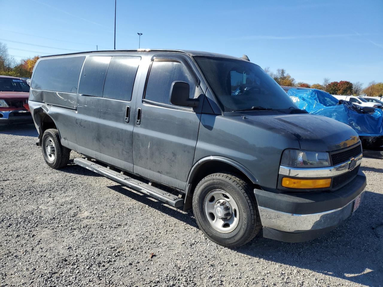 CHEVROLET EXPRESS LT