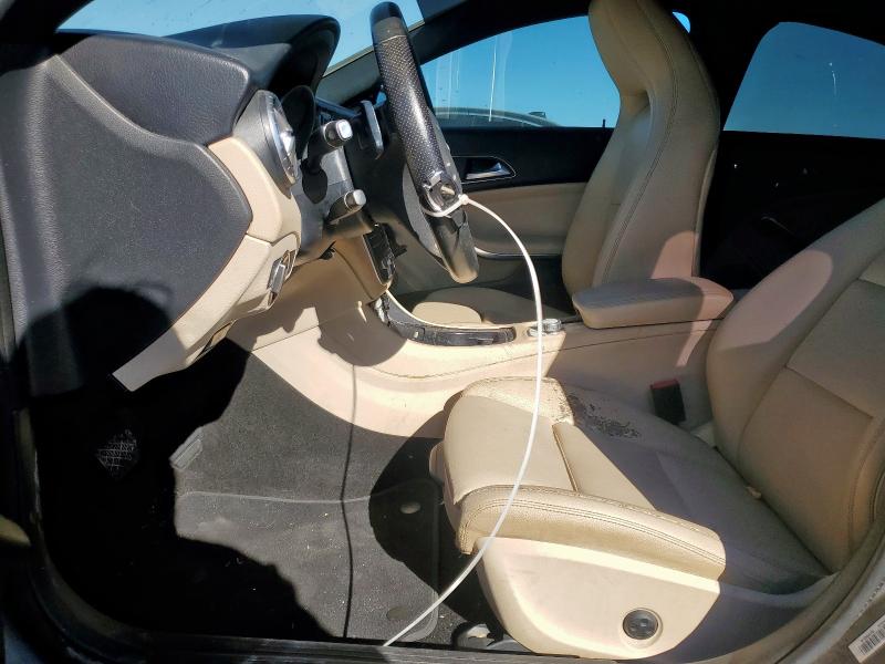 2019 MERCEDES-BENZ CLA 250 - WDDSJ4EB4KN752352