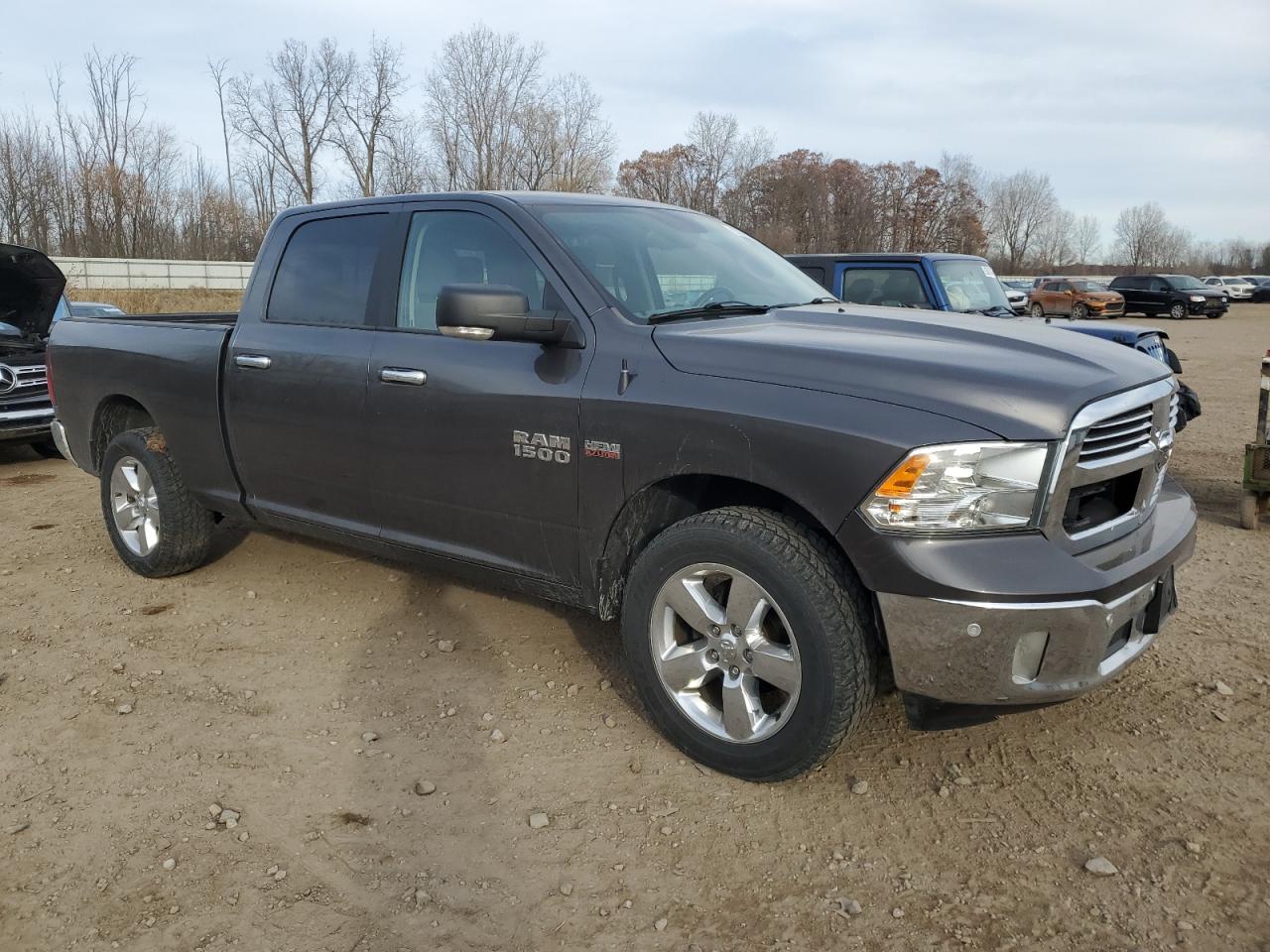 RAM 1500 SLT