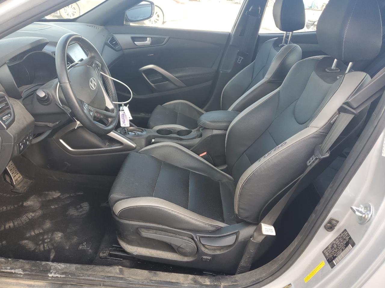 HYUNDAI VELOSTER TURBO