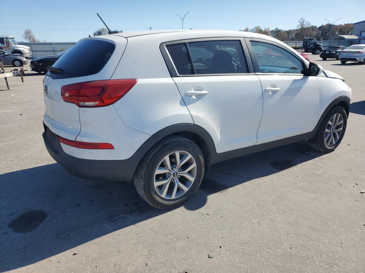 KIA SPORTAGE LX