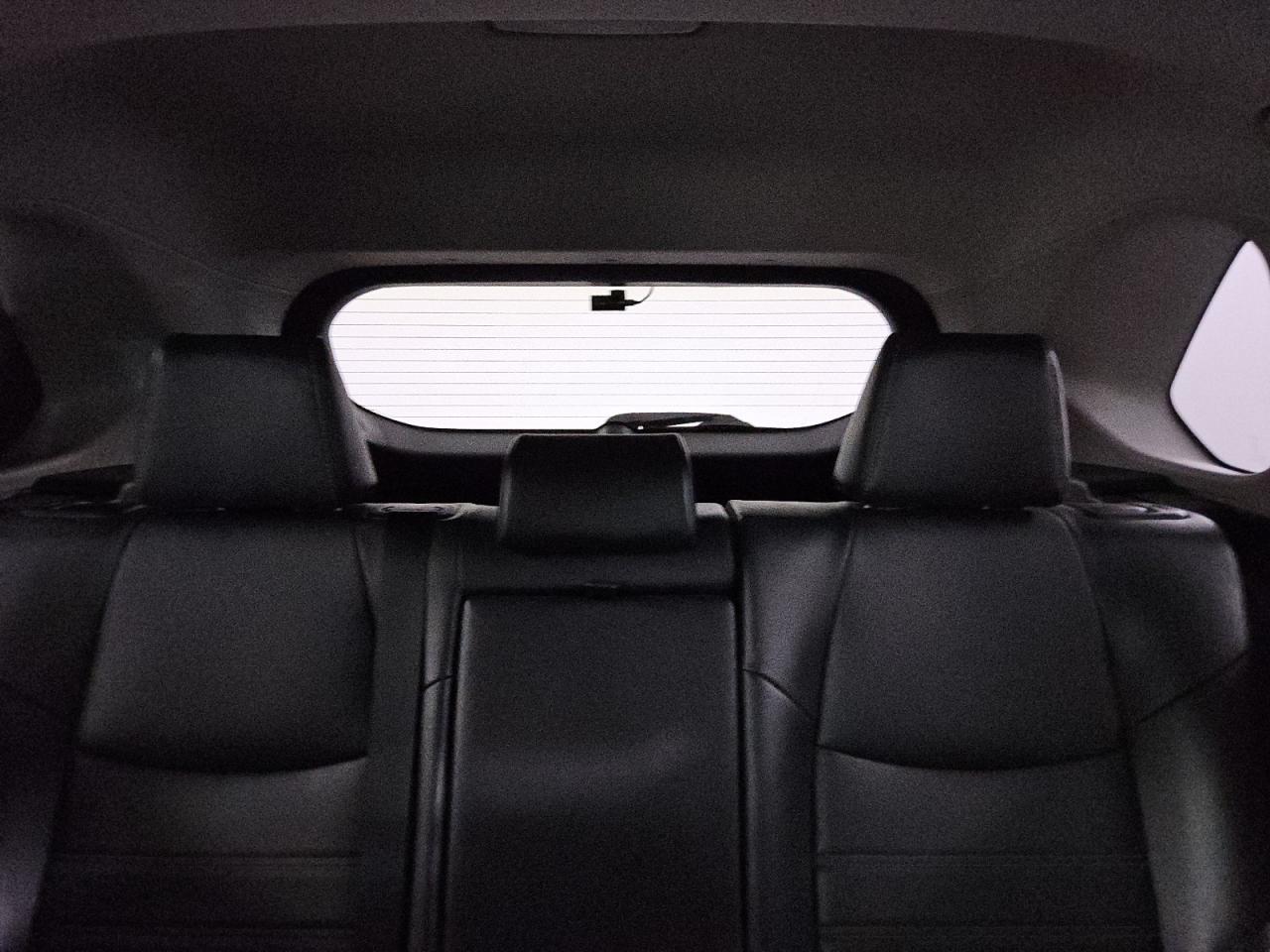 TOYOTA RAV4 XLE PREMIUM