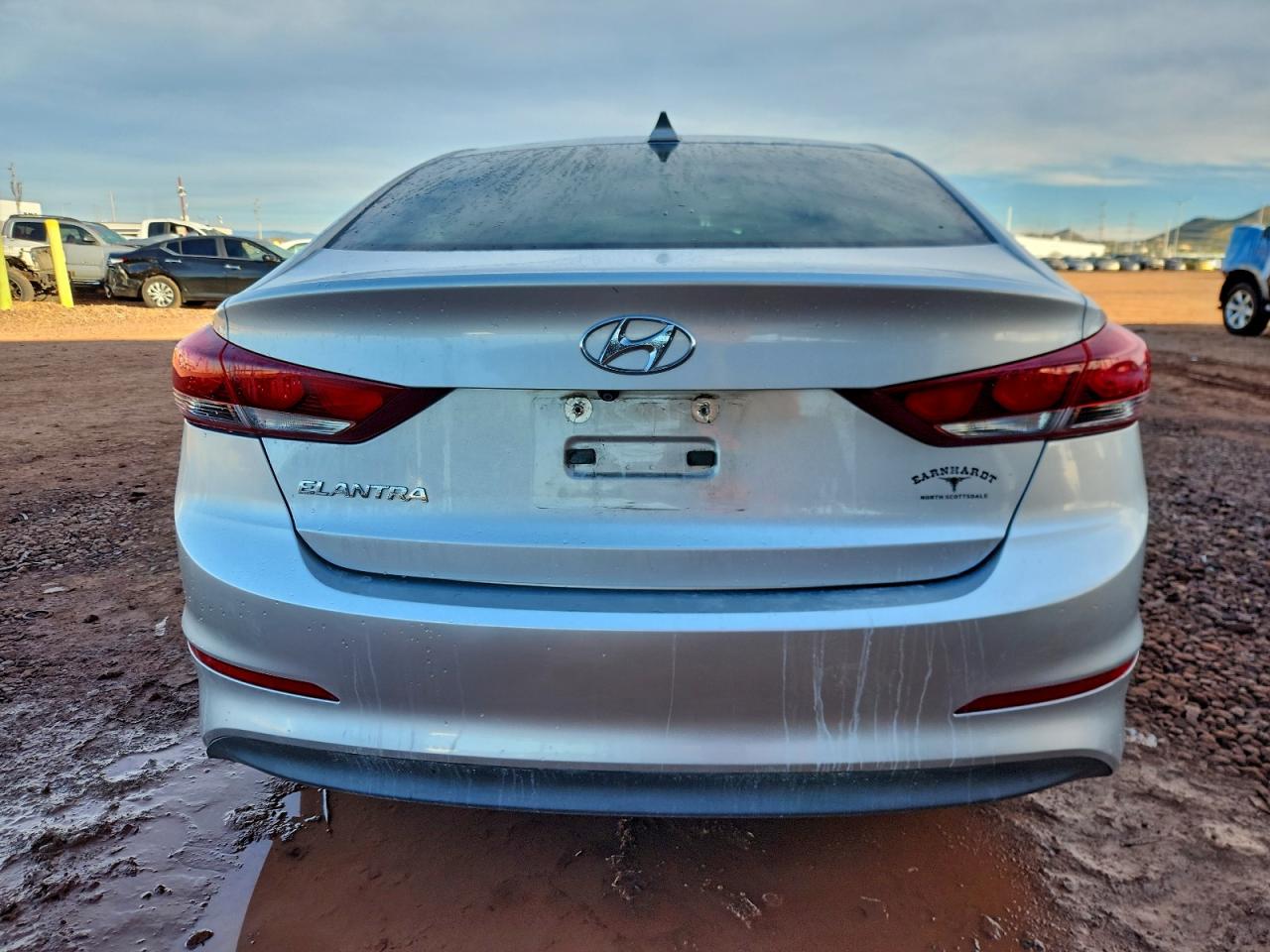 Lot #3316181896 2017 HYUNDAI ELANTRA SE