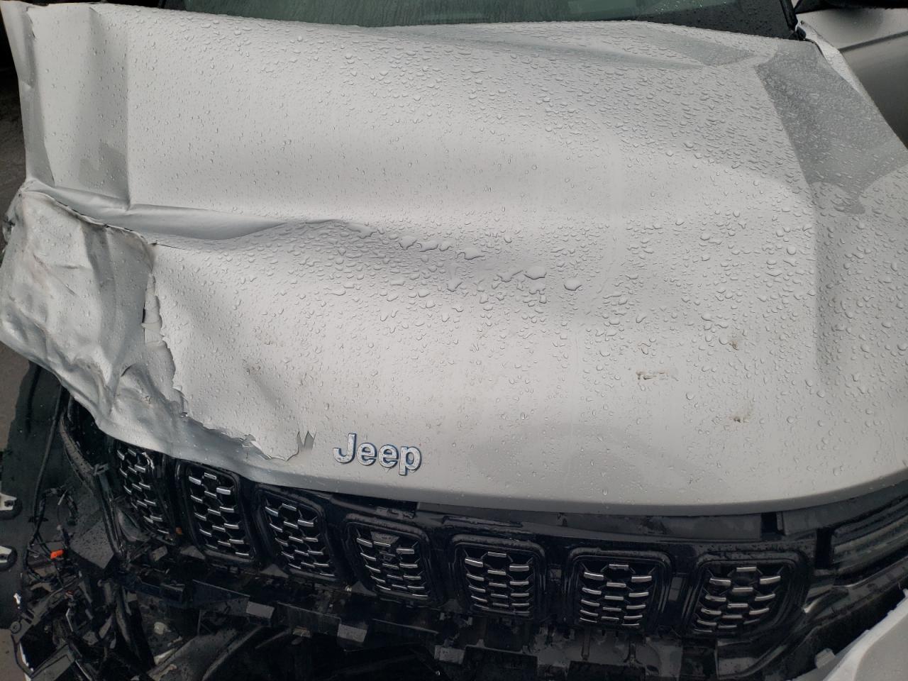 JEEP GRAND CHEROKEE SUMMIT 4XE