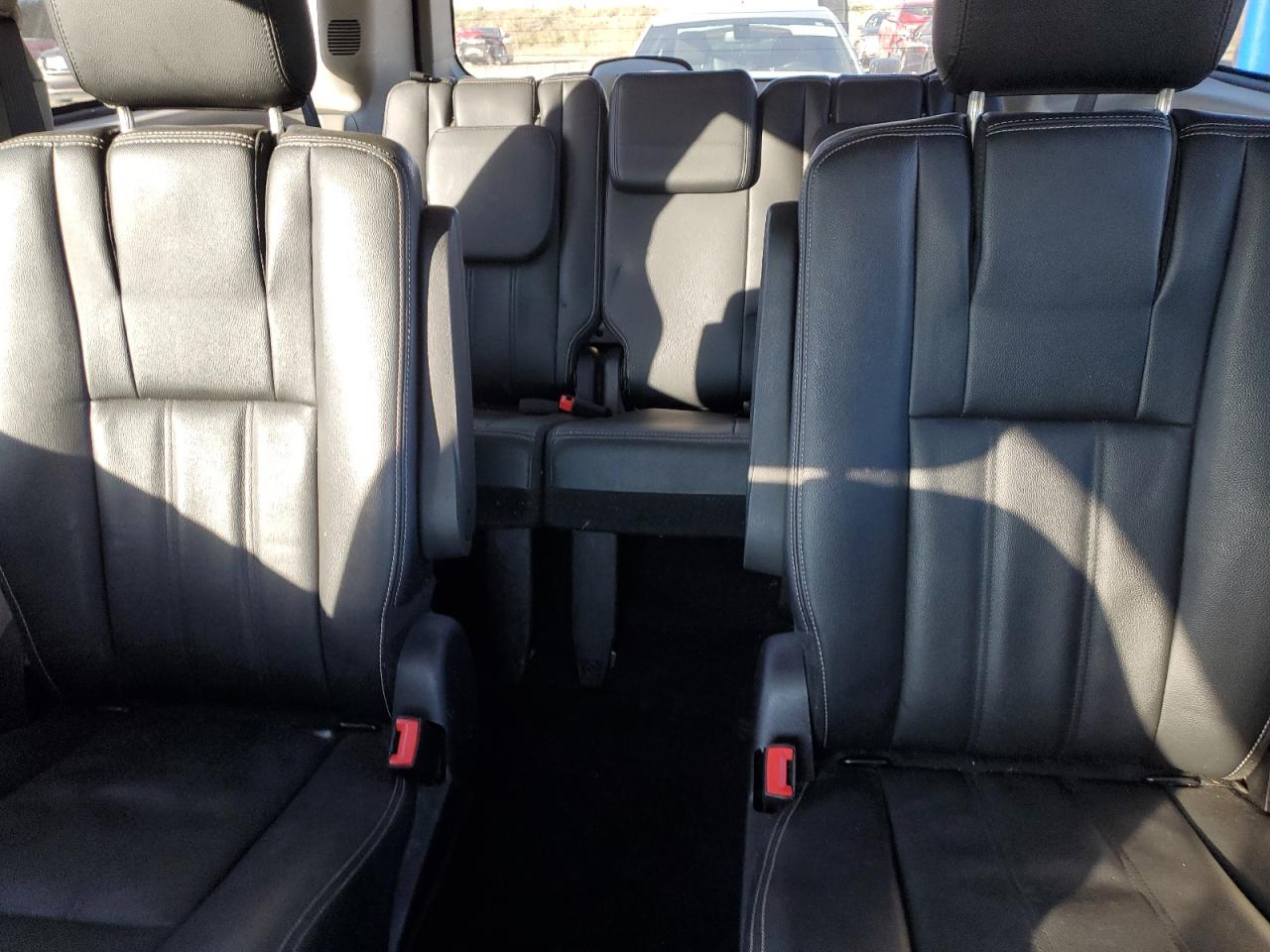 CHRYSLER TOWN & COUNTRY TOURING