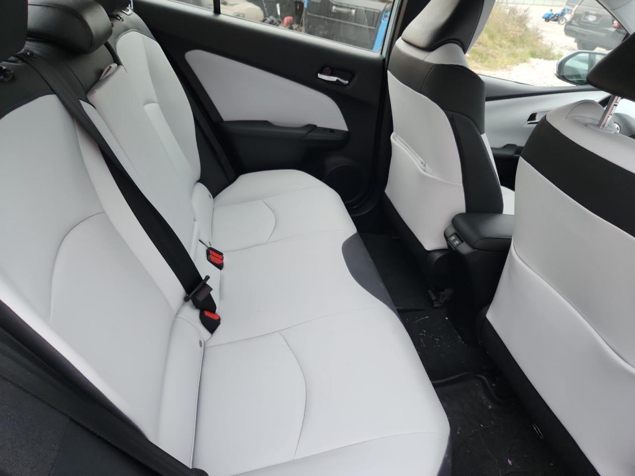 TOYOTA PRIUS SPECIAL EDITION