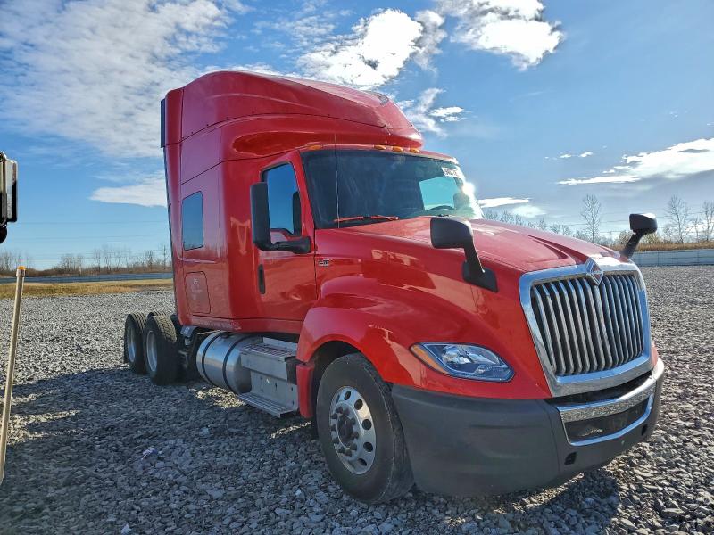 2018 INTERNATIONAL LT625 #3297835168