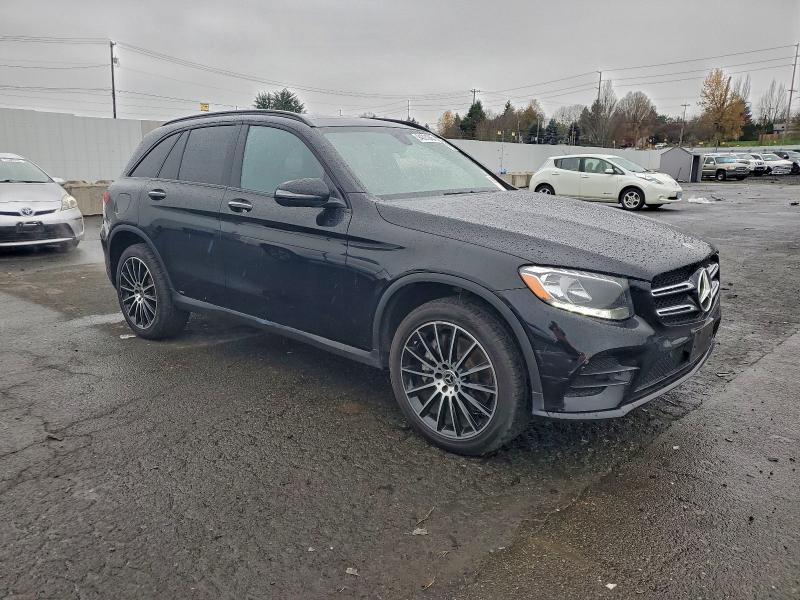 2018 MERCEDES-BENZ GLC 300 #3302634001