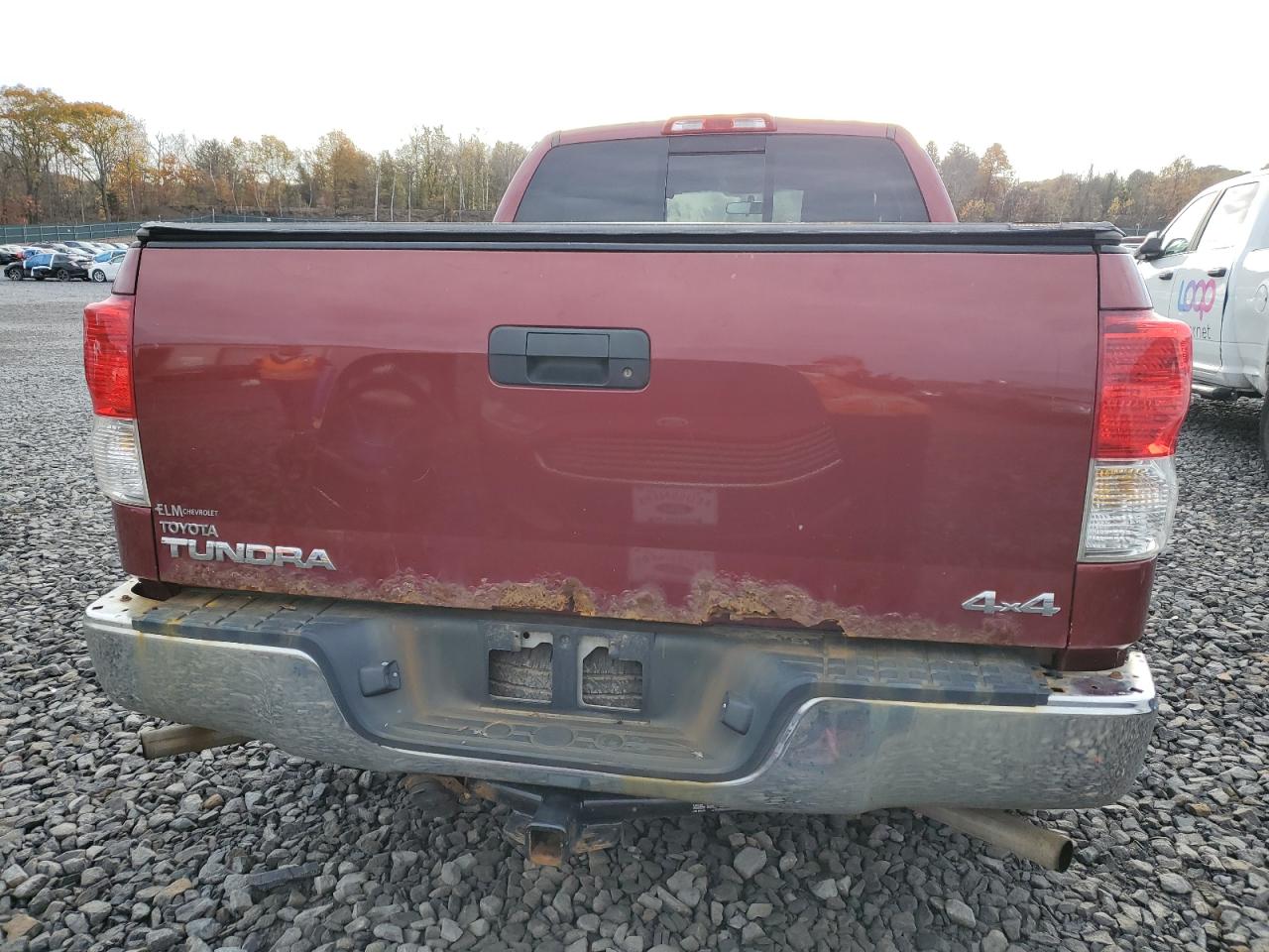 TOYOTA TUNDRA DOUBLE CAB SR5