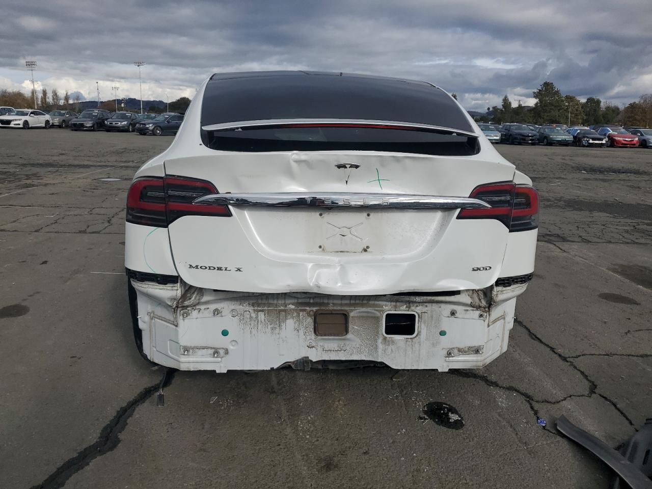 TESLA MODEL X