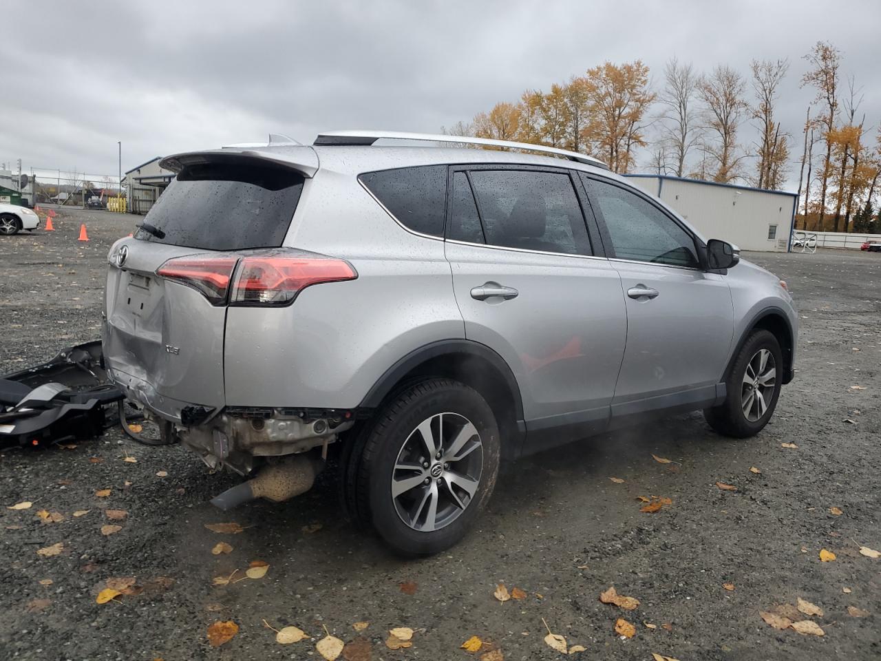 TOYOTA RAV4 XLE
