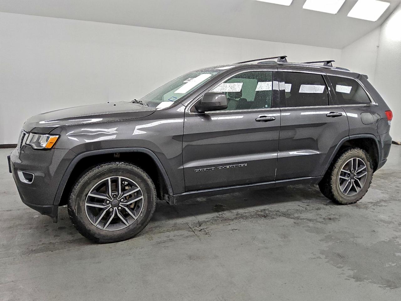 Lot #3316816405 2019 JEEP GRAND CHER