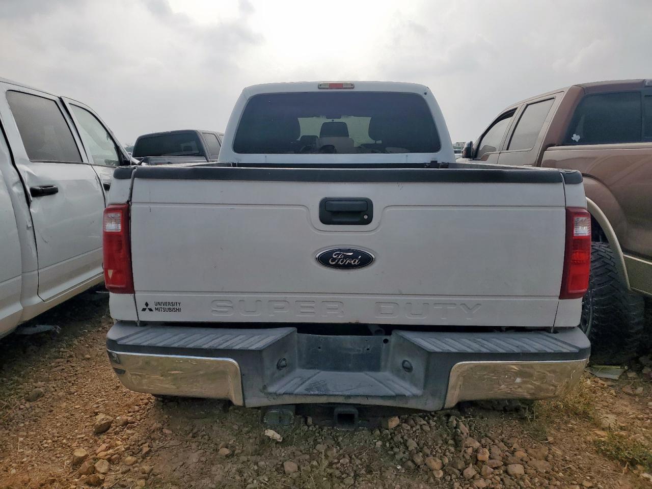 FORD F-250 SUPER DUTY