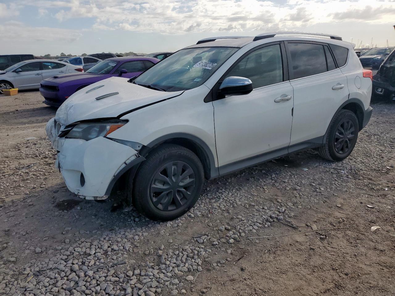 TOYOTA RAV4 LE
