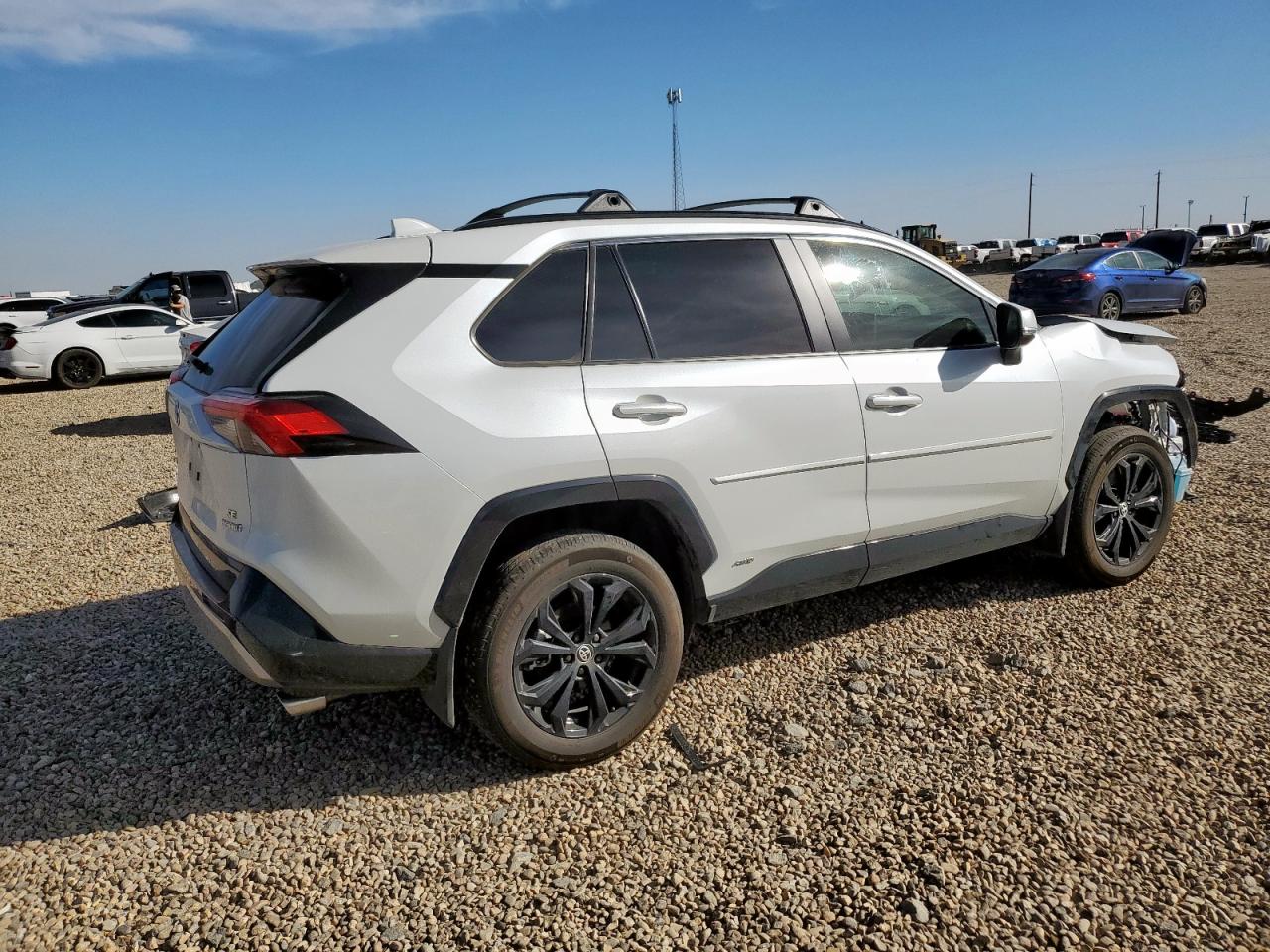 TOYOTA RAV4 SE