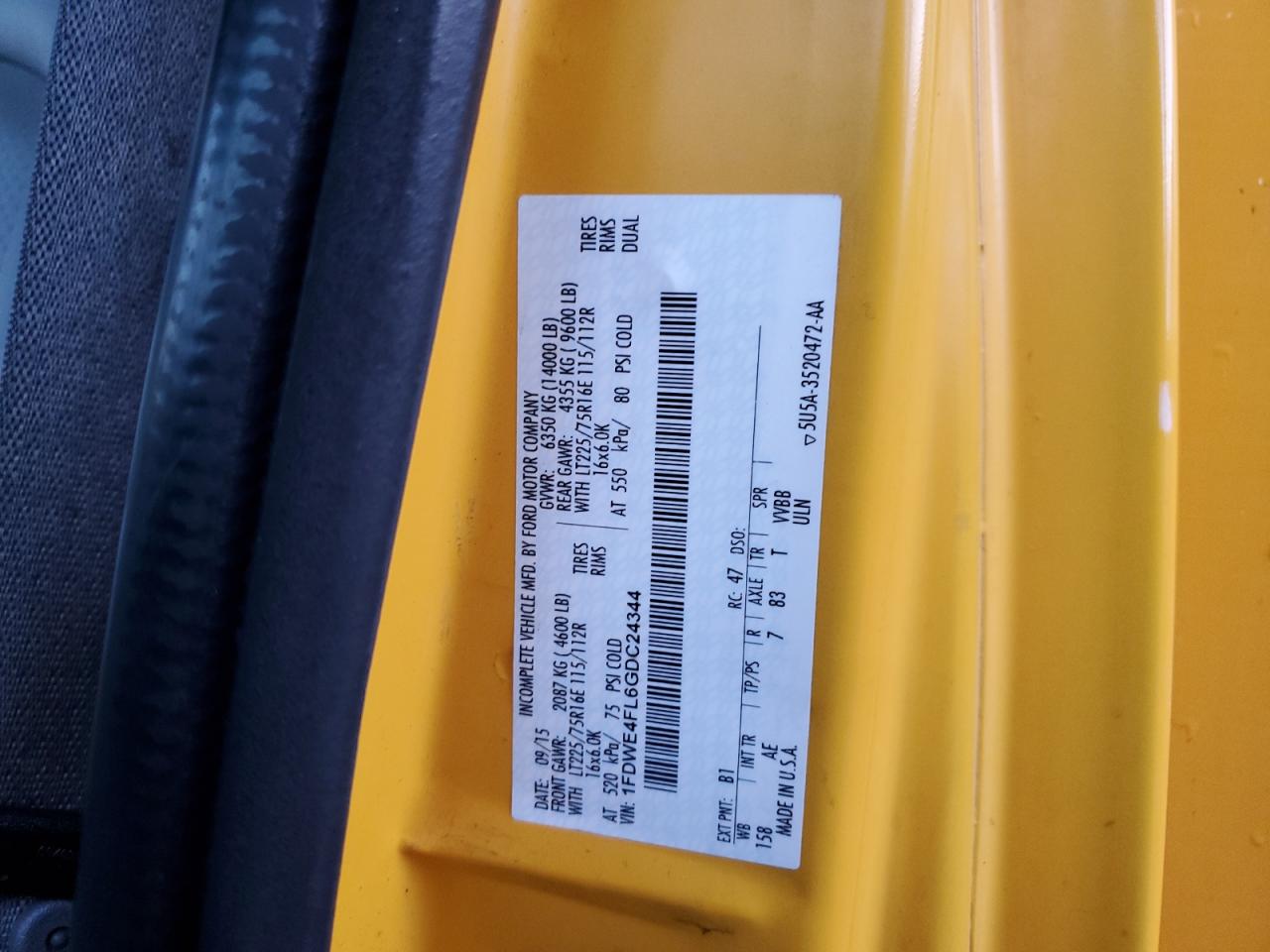 FORD ECONOLINE E450 SUPER DUTY CUTAWAY VAN