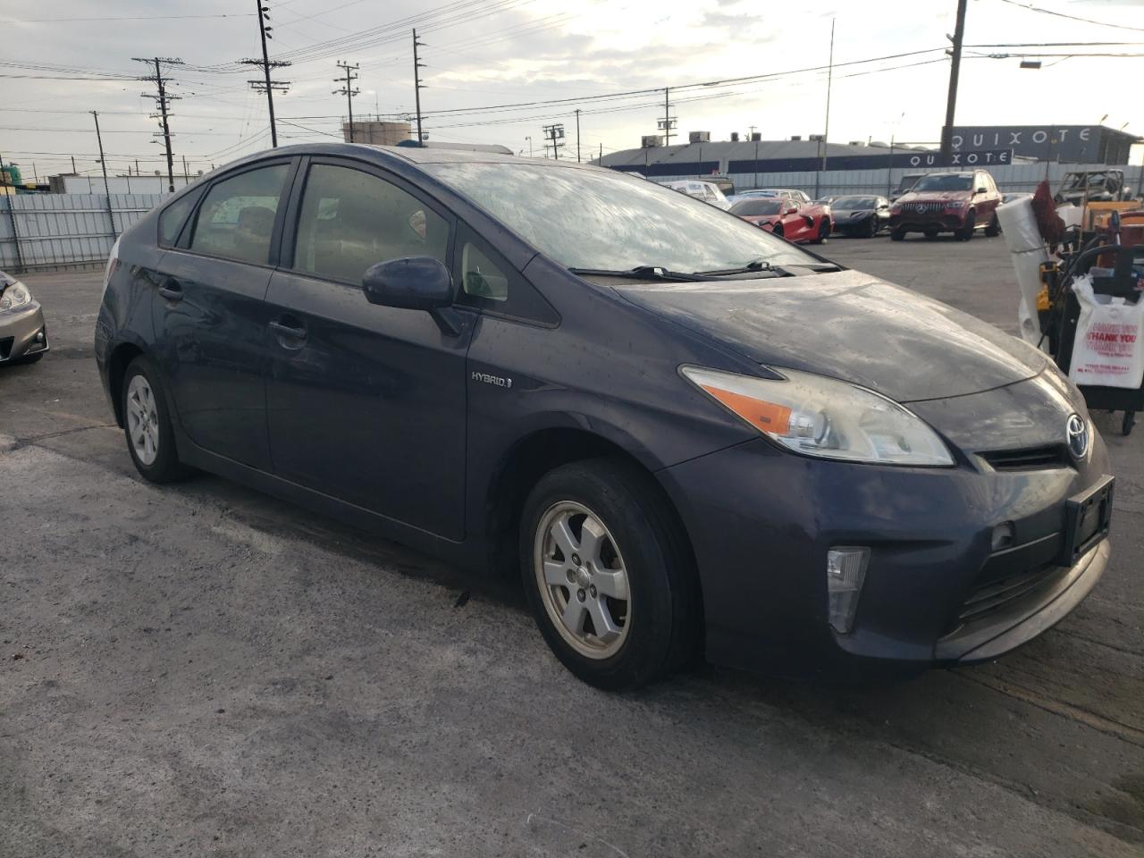 TOYOTA PRIUS