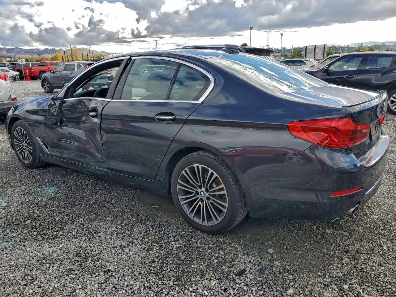 BMW 5 SERIES I