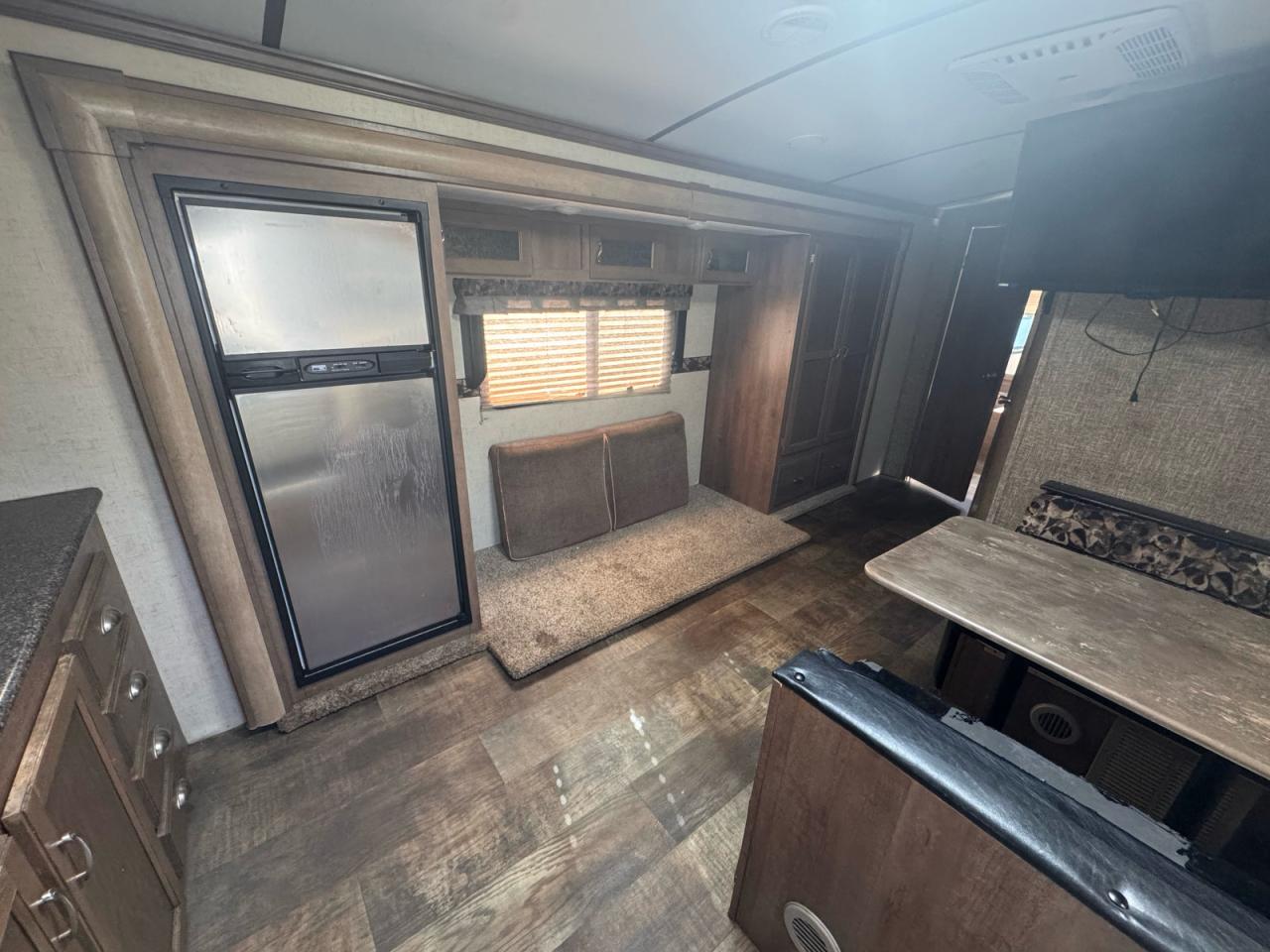 Lot #3283777446 2016 KZ SPREE ESCAPE