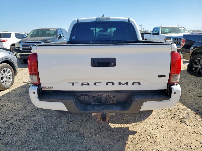 2018 TOYOTA TACOMA DOU #3297911774