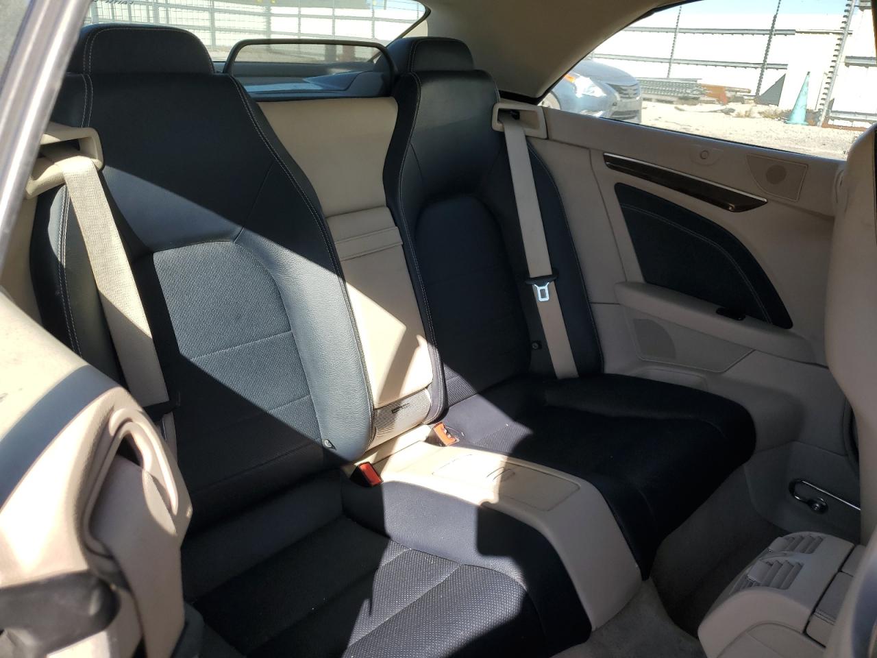 MERCEDES-BENZ E-CLASS 400