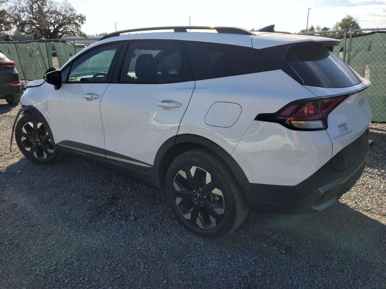 KIA SPORTAGE X LINE