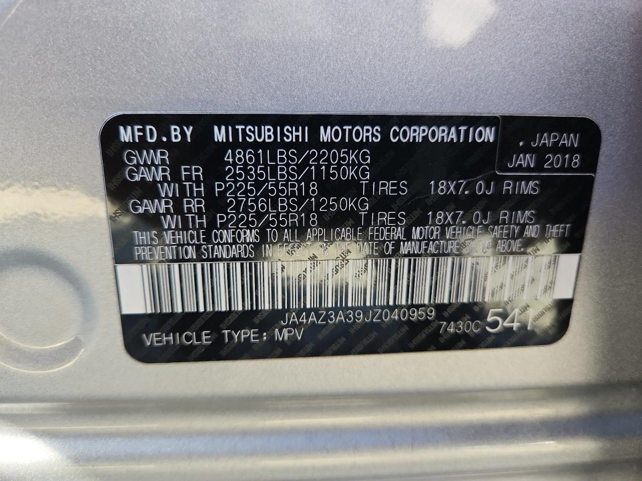 MITSUBISHI OUTLANDER SE