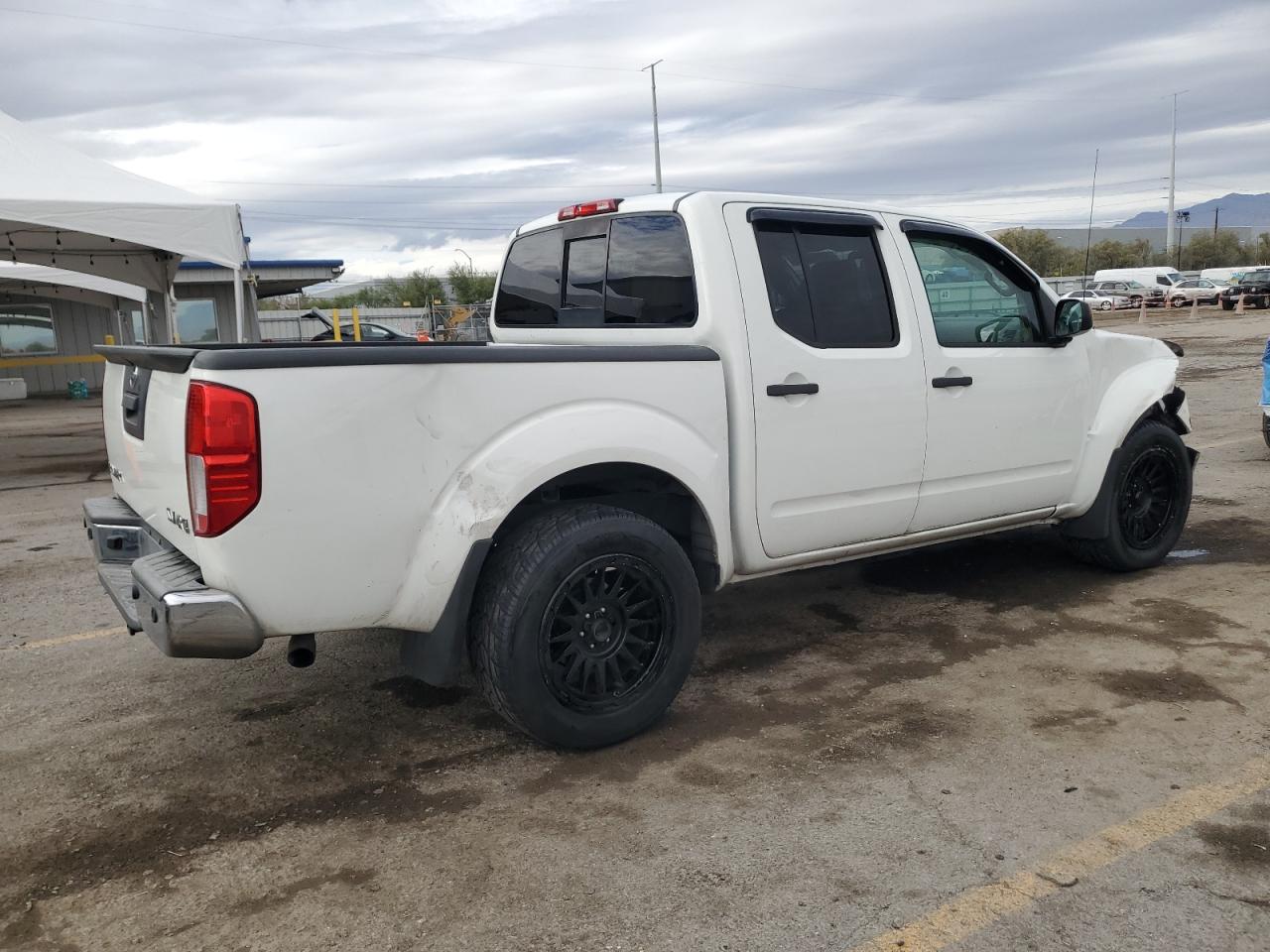 NISSAN FRONTIER S