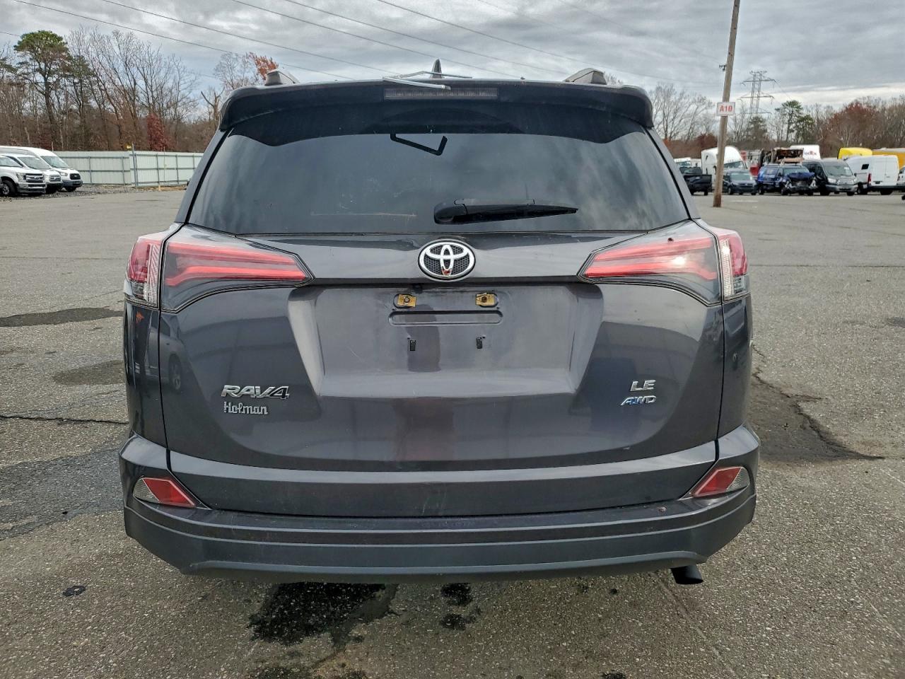 TOYOTA RAV4 LE
